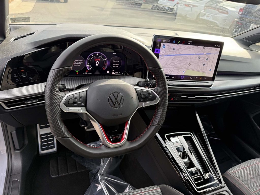 2025 Volkswagen Golf GTI S photo 2