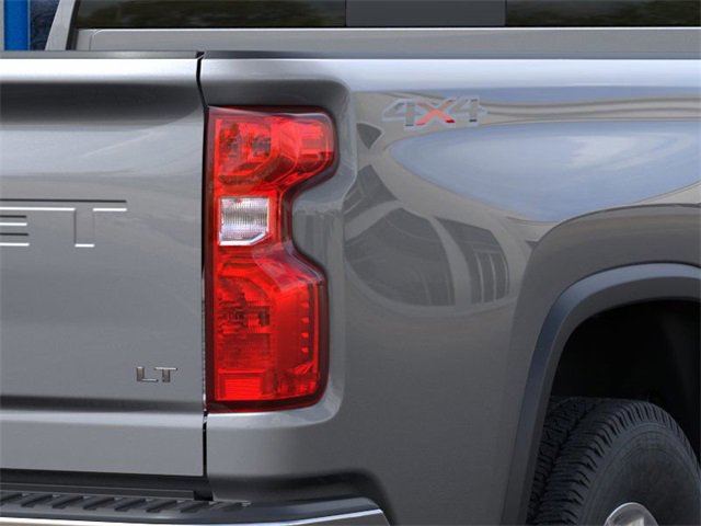 2025 Chevrolet Silverado 3500HD LT photo 10