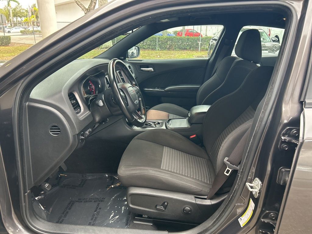 2023 Dodge Charger GT photo 4