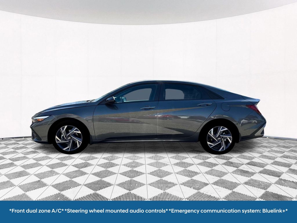 2025 Hyundai Elantra Hybrid SEL Sport photo 3