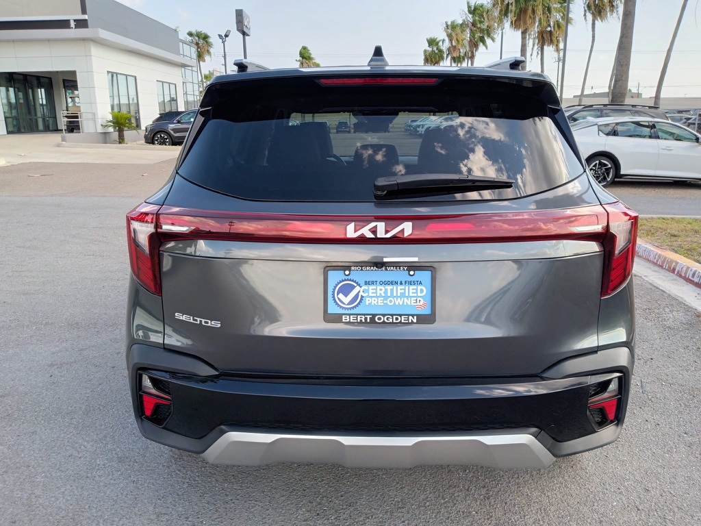 2024 Kia Seltos S photo 5