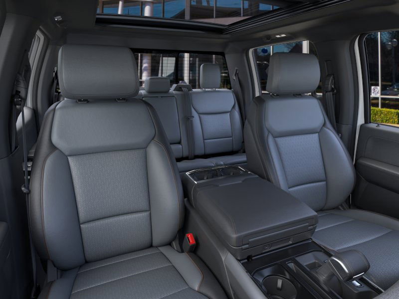 2025 Ford F-150 Lightning Lariat photo 10