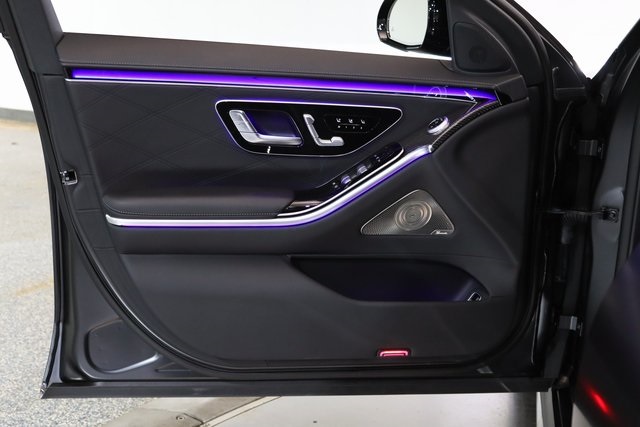 2024 Mercedes Benz S AMG 63 E PERFORMANCE photo 26