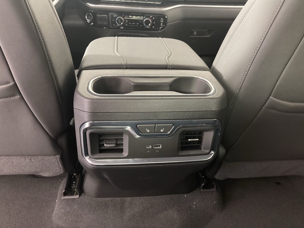 2025 Chevrolet Silverado 2500HD LTZ photo 14