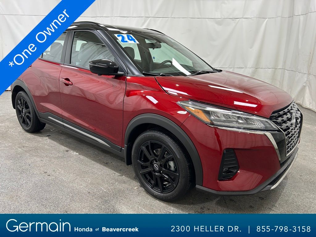 2024 Nissan Kicks SR's photo