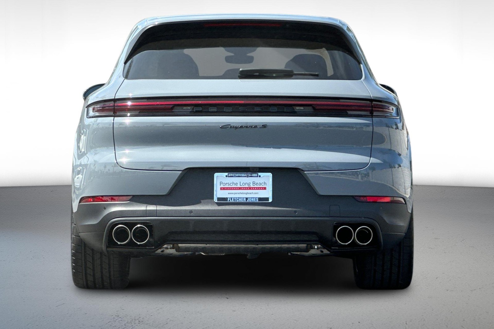 2026 Porsche Cayenne S photo 7