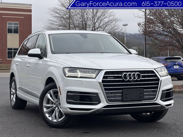 2019 Audi Q7 Premium Plus's photo