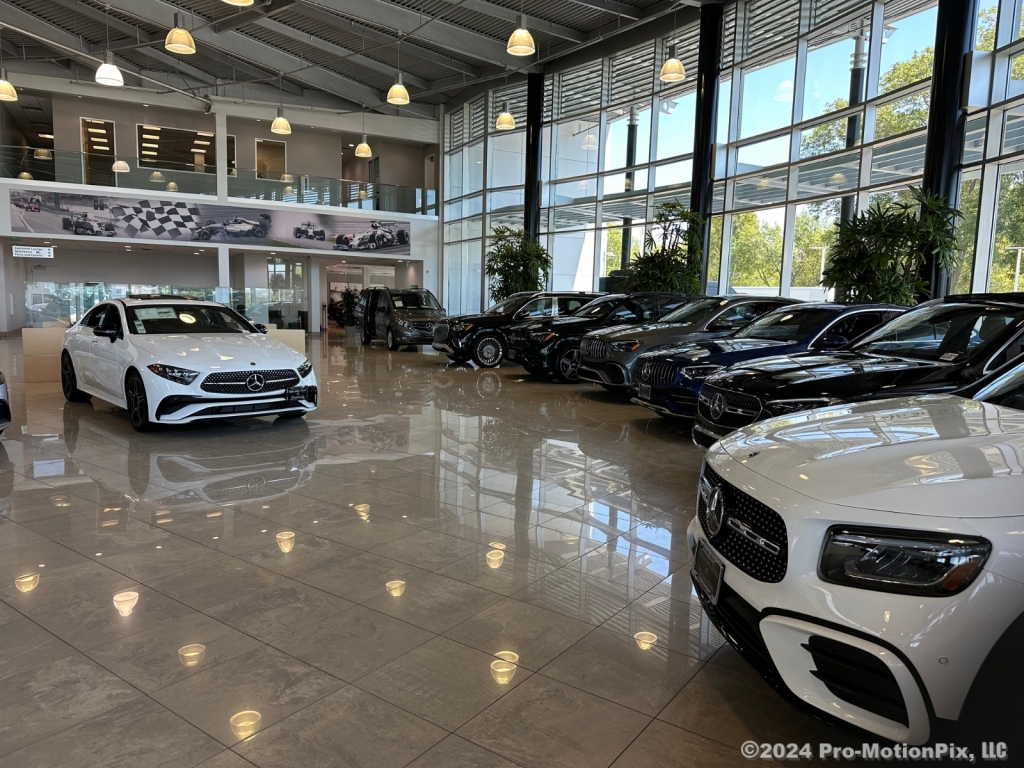 2025 Mercedes Benz C 300 Sedan photo 3