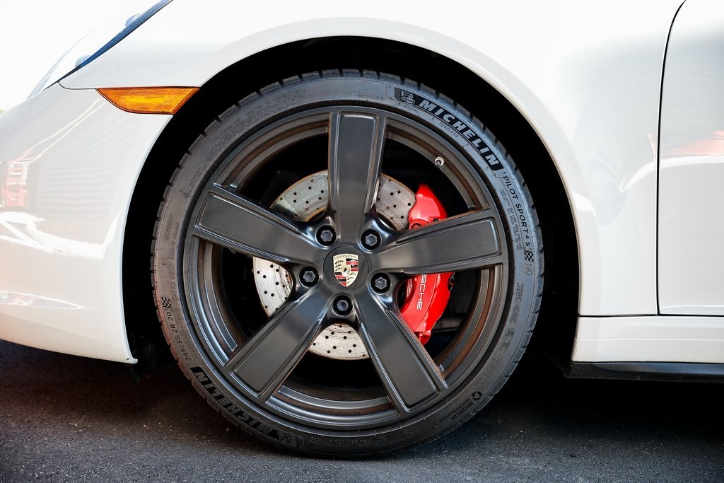 2019 Porsche 911 Targa 4S photo 16