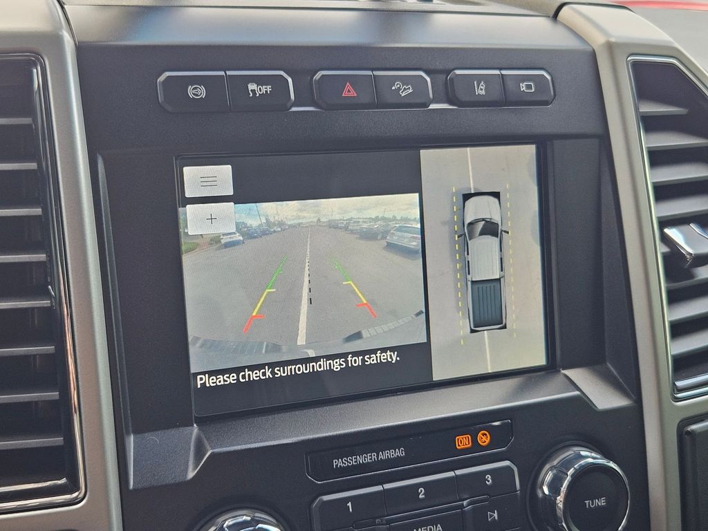 2021 Ford F-250 Lariat photo 22