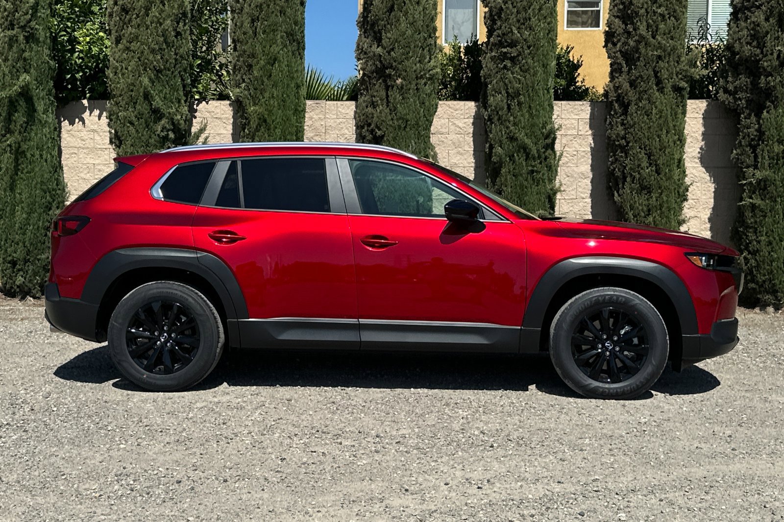 2025 Mazda CX-50 2.5 Select photo 3