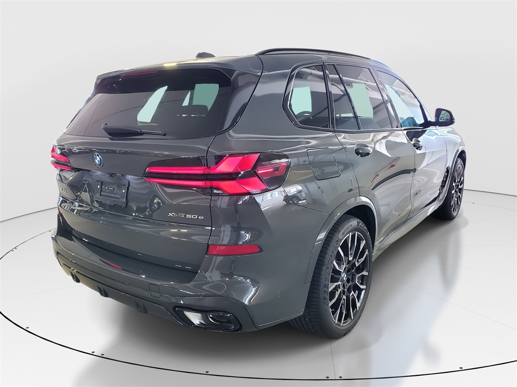 2026 Bmw X5 xDrive50e photo 3