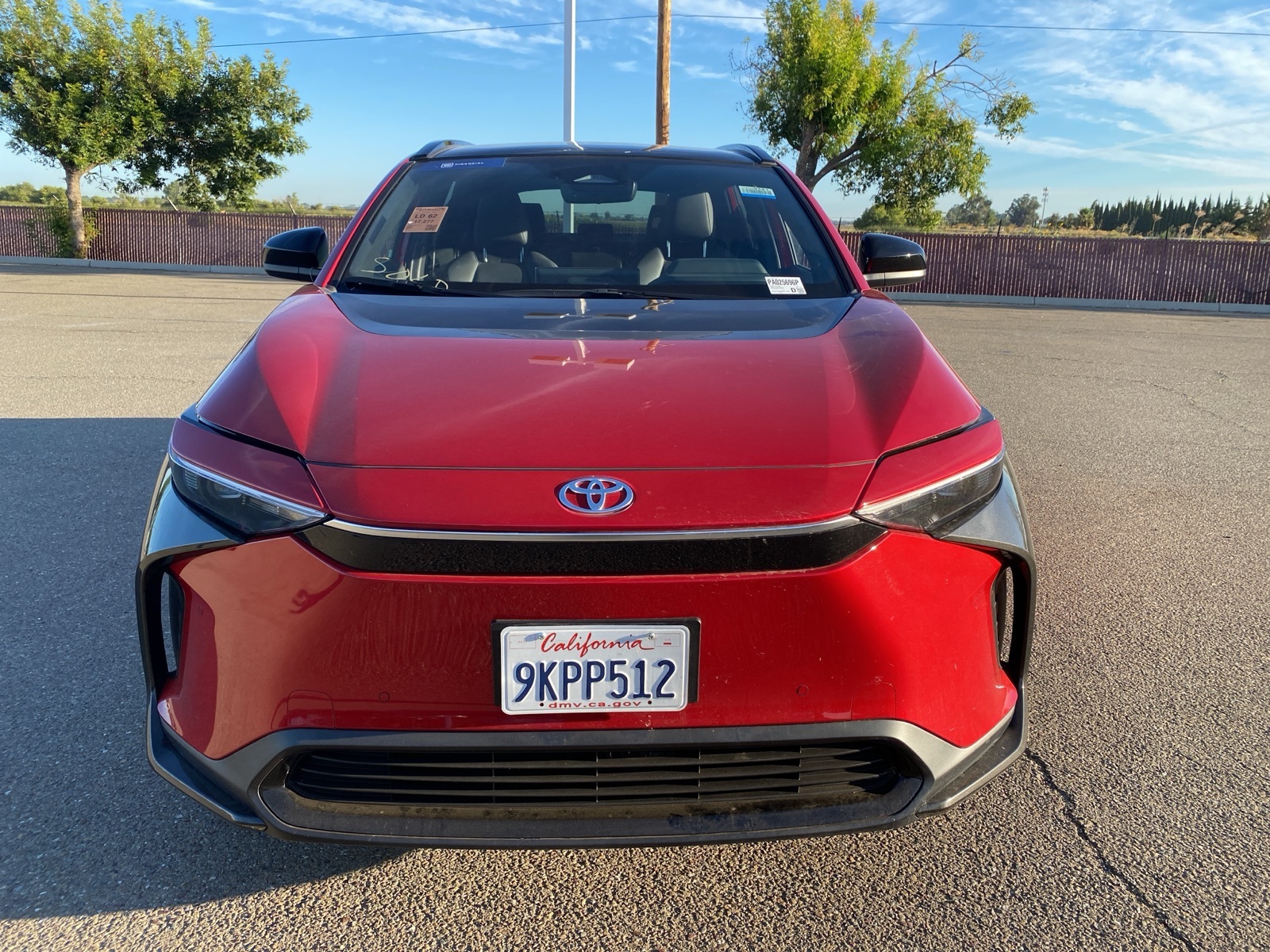 2023 Toyota bZ4X XLE photo 2