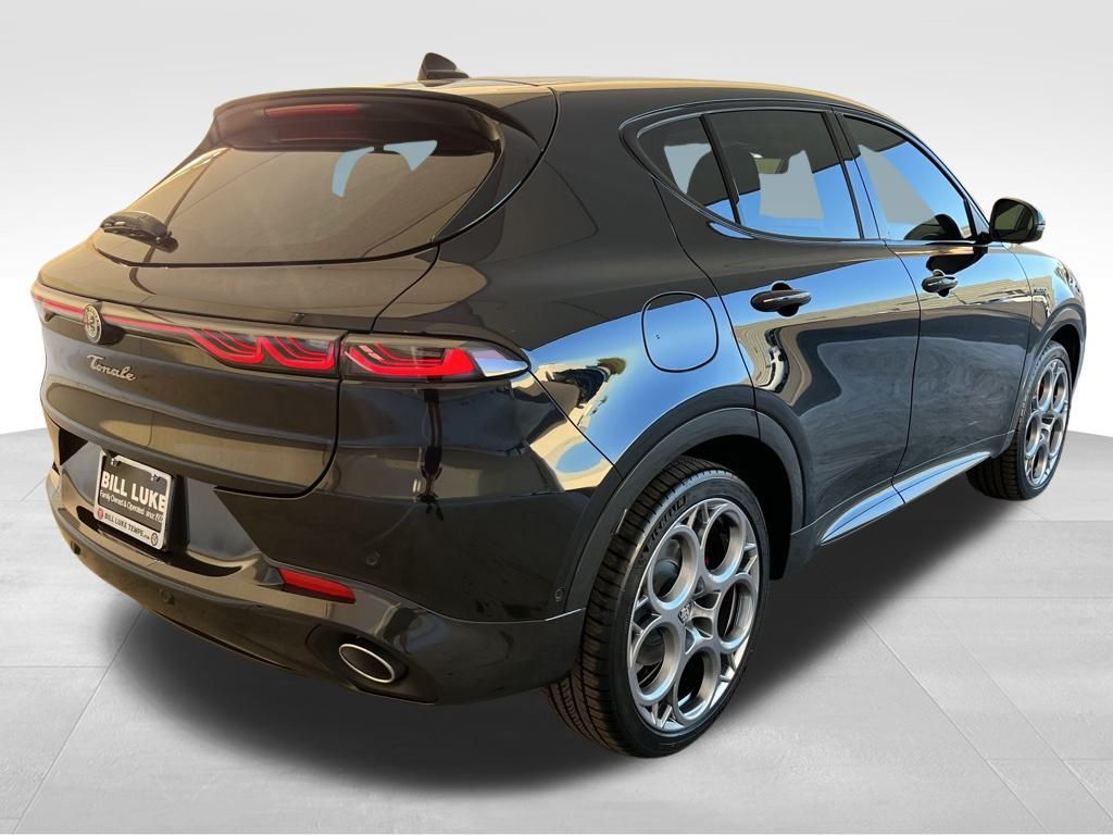 2024 Alfa Romeo Tonale Veloce photo 2