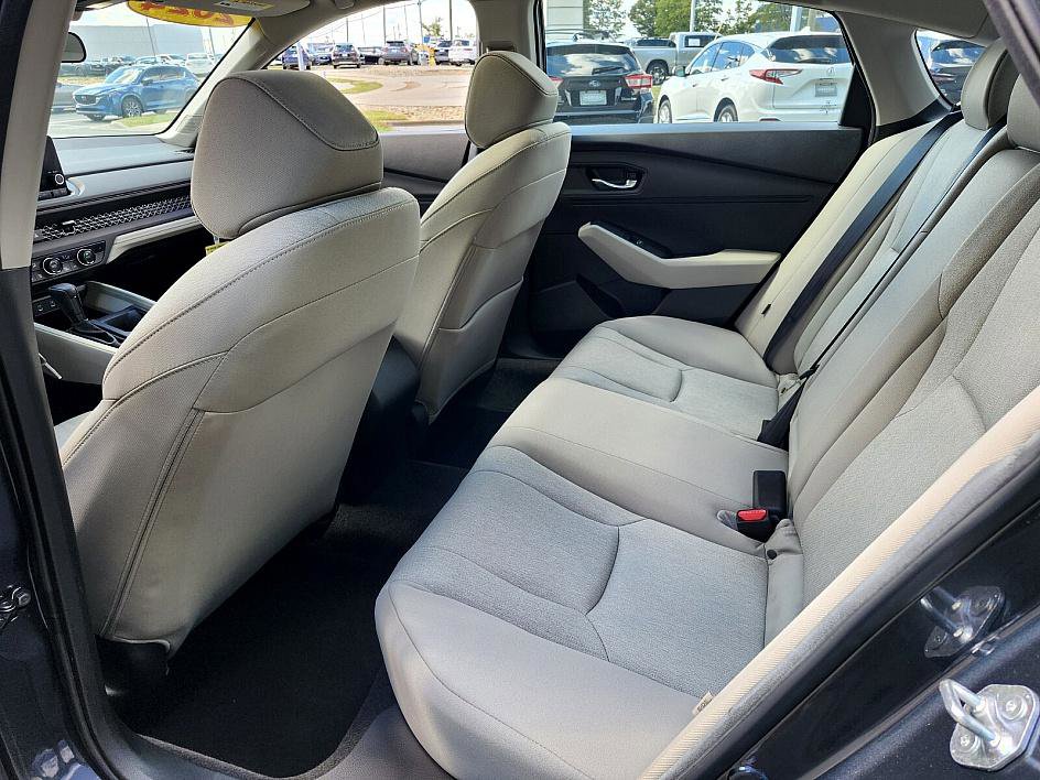 2024 Honda Accord EX photo 9