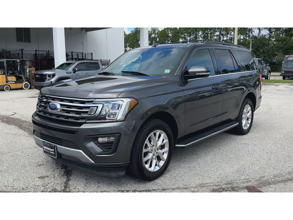 2021 Ford Expedition XLT photo 3