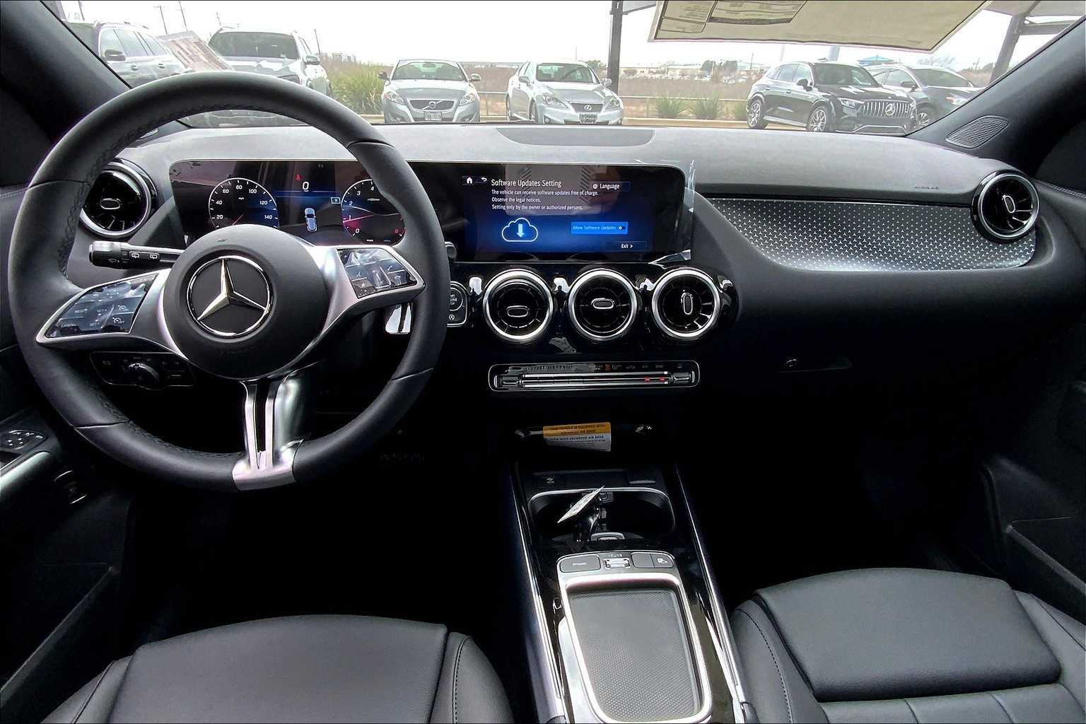 2025 Mercedes Benz GLA 250 photo 7