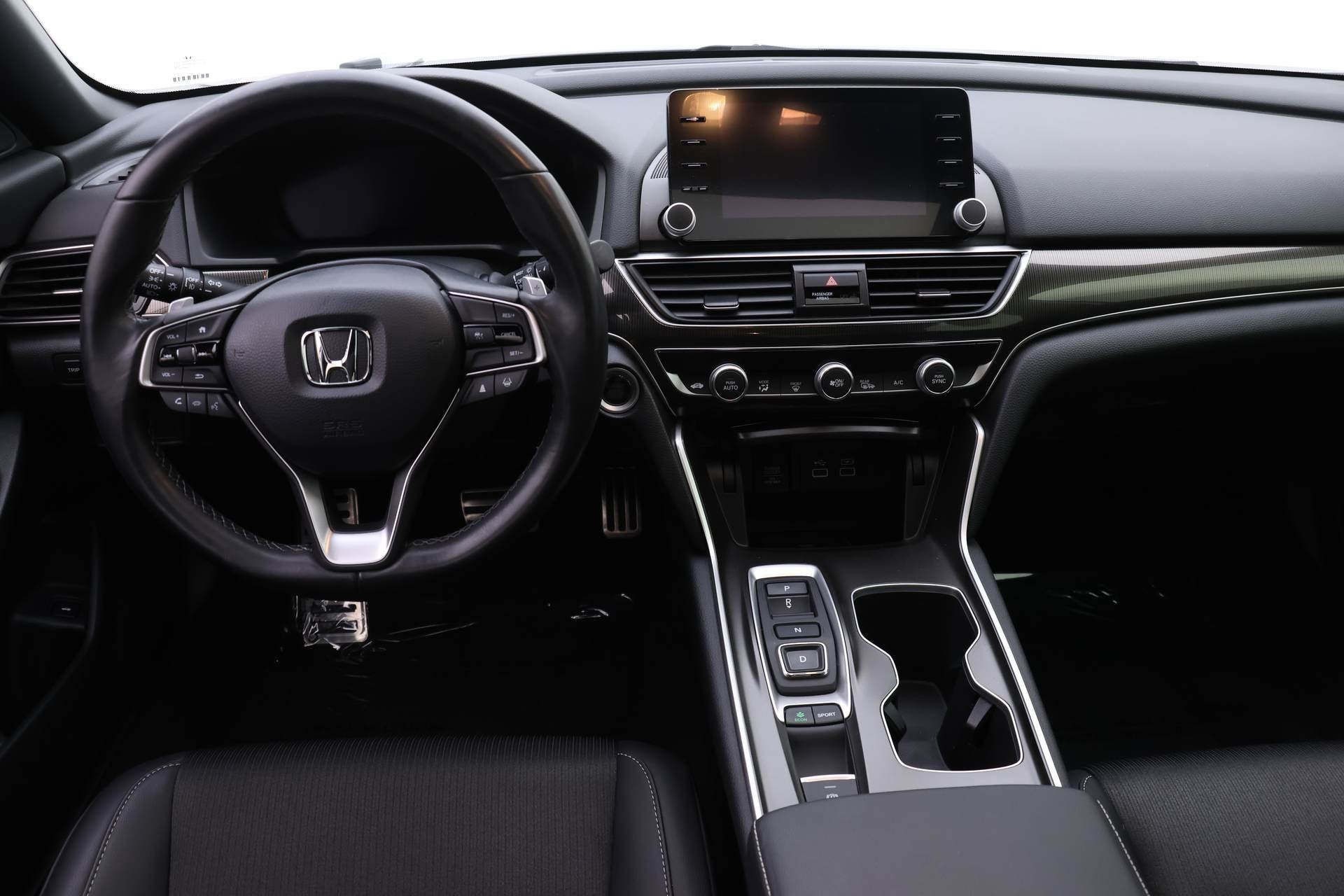 2022 Honda Accord Sport 2.0T photo 3