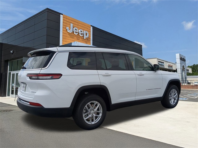 2025 Jeep Grand Cherokee Laredo X photo 11