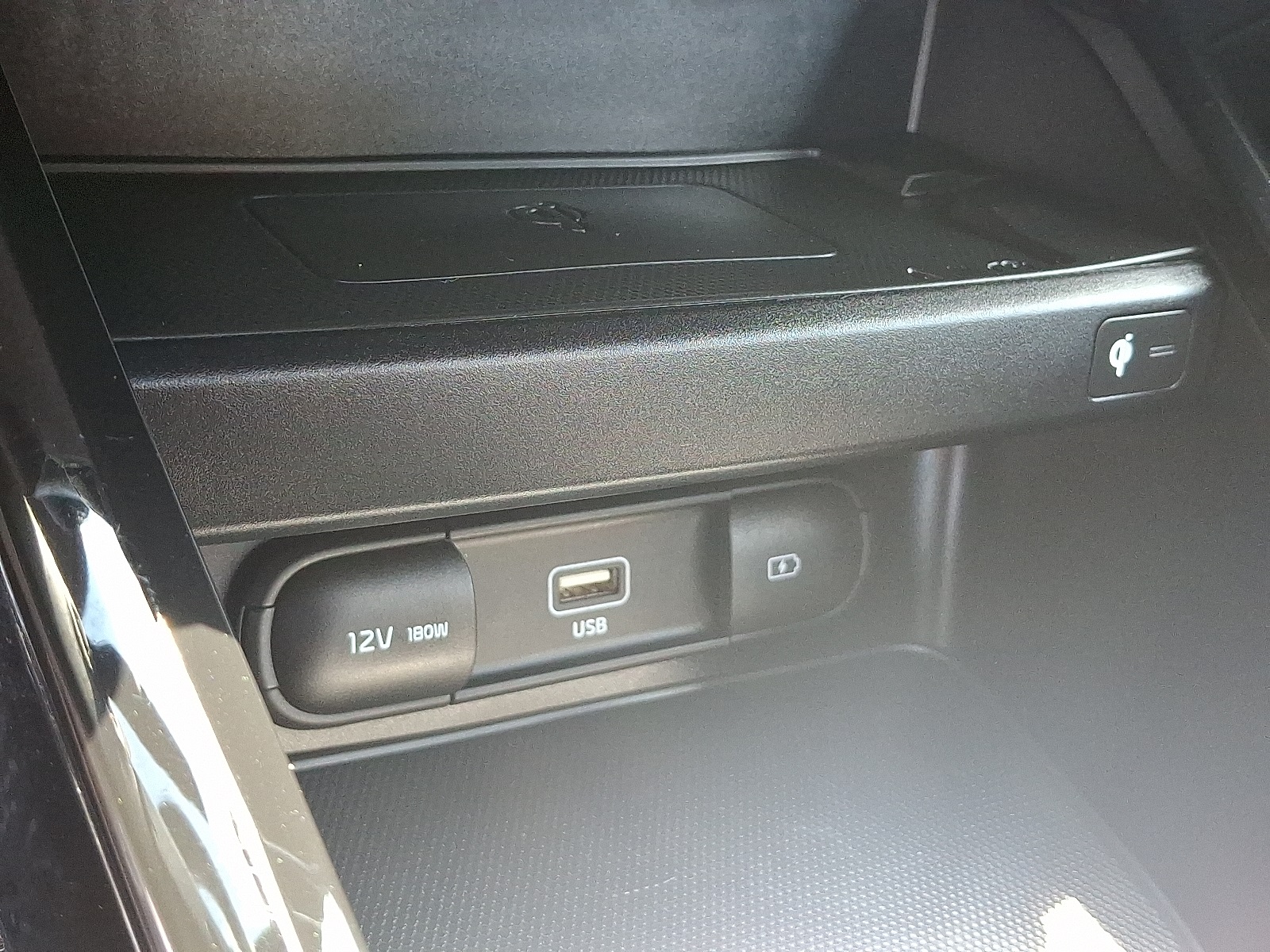 2023 Kia Forte GT-Line photo 24