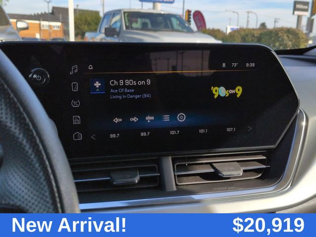 2024 Chevrolet Trax LT photo 13