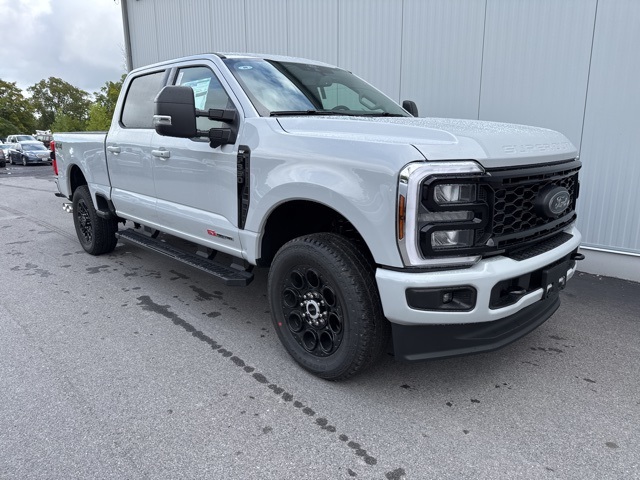 2026 Ford F-350 Super Duty XLT's photo