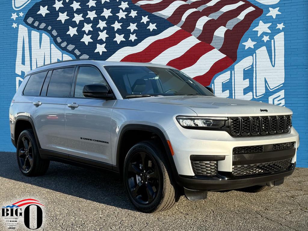 2025 Jeep Grand Cherokee L Altitude's photo
