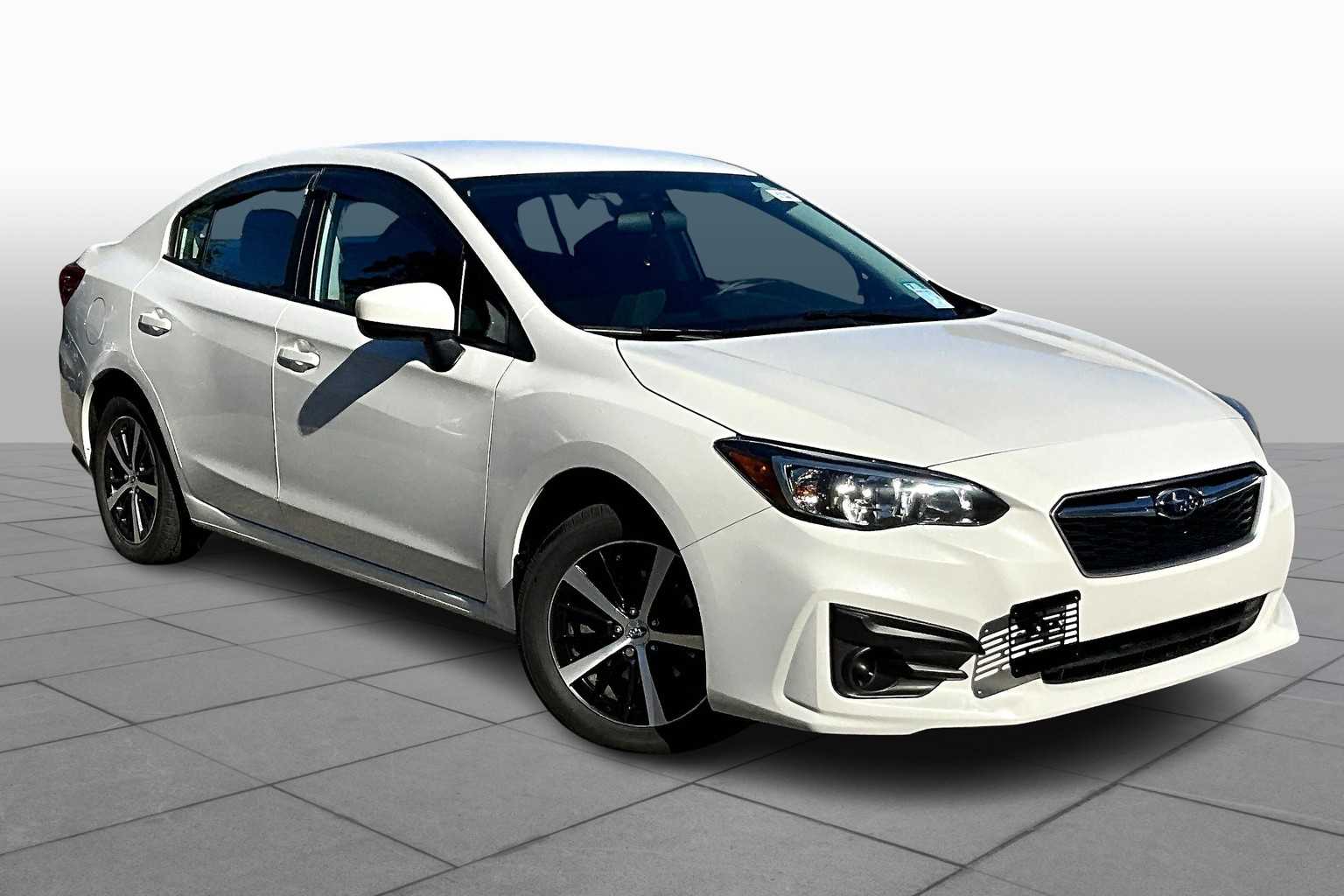 2019 Subaru Impreza Premium photo 2