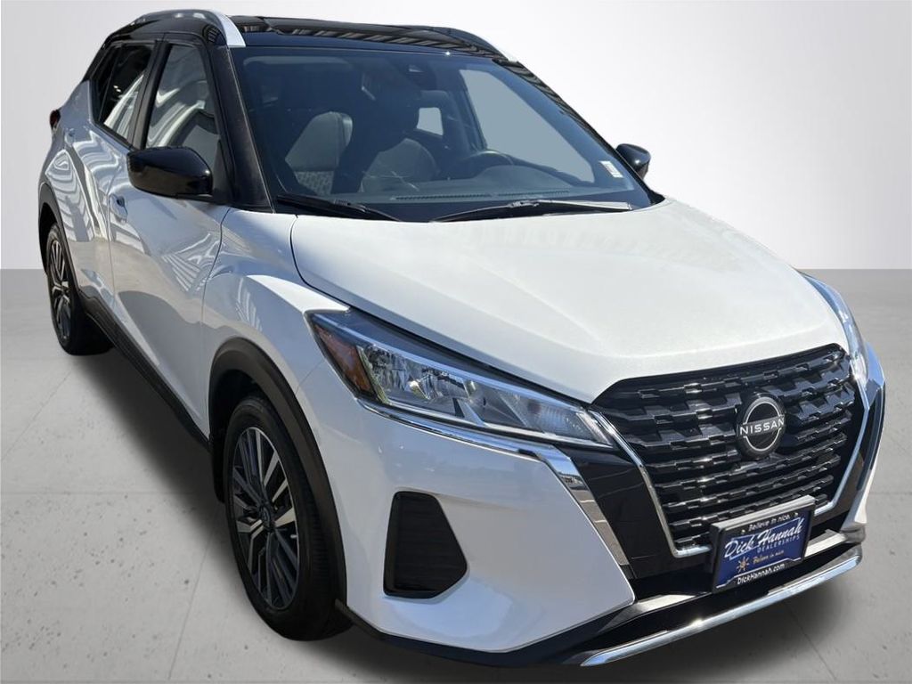 2023 Nissan Kicks SV photo 4