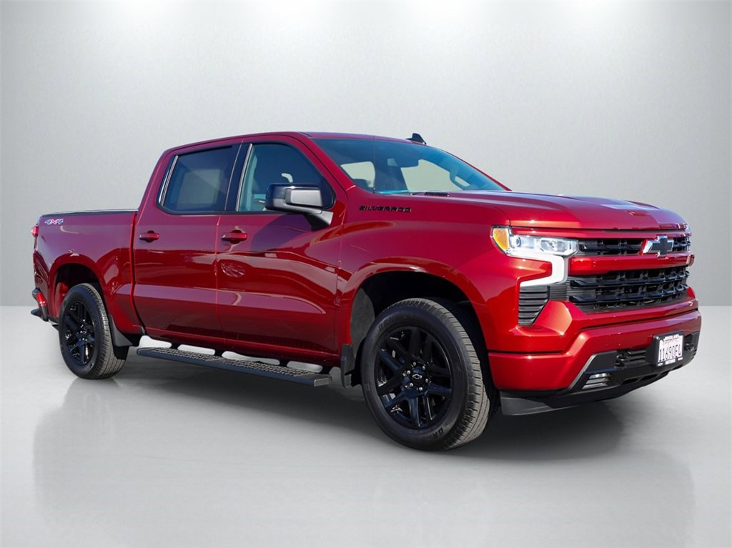 2025 Chevrolet Silverado 1500 RST photo 2