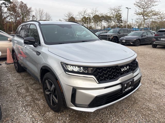 2022 Kia Sorento S's photo