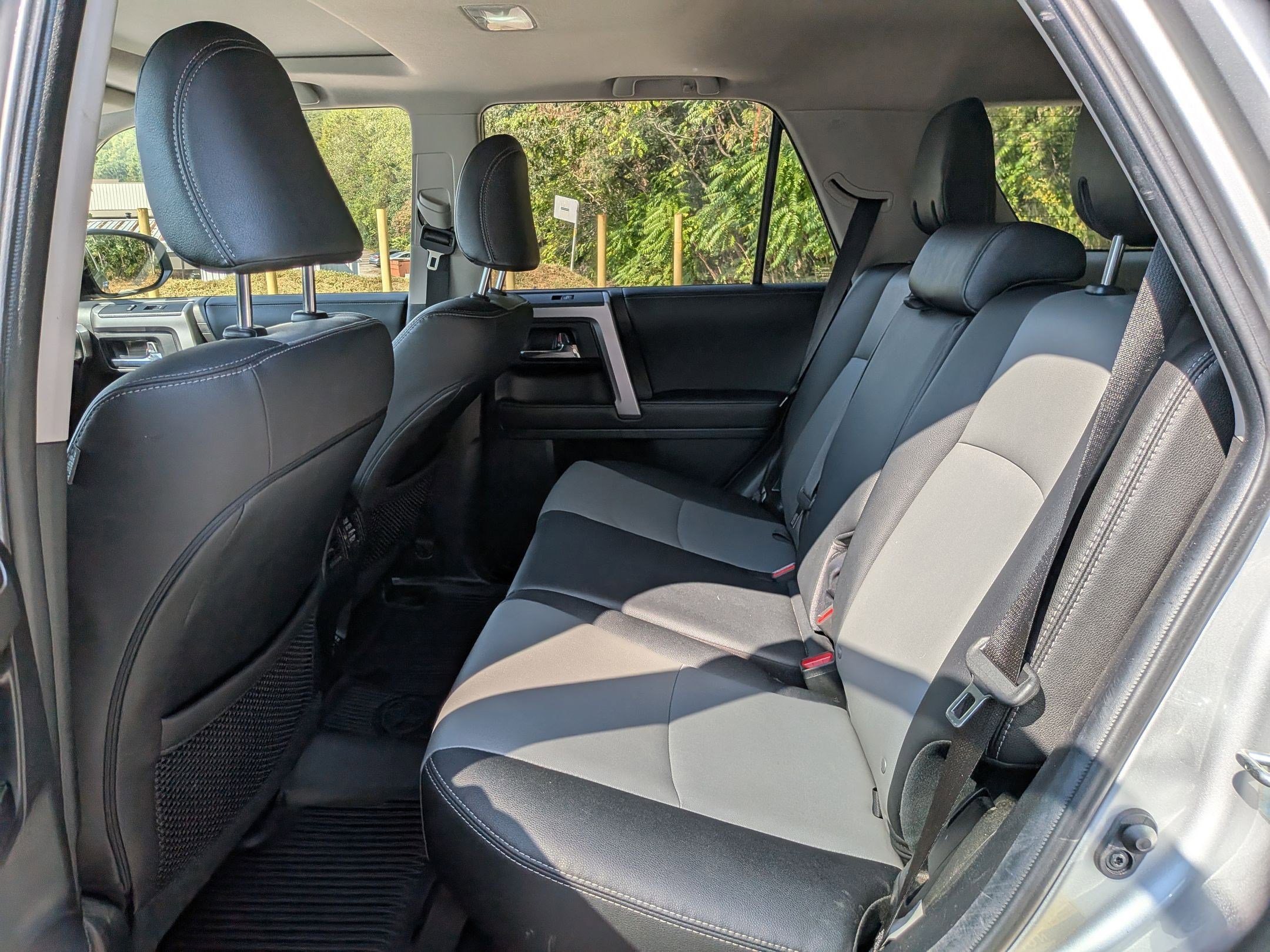 2022 Toyota 4Runner SR5 Premium photo 27