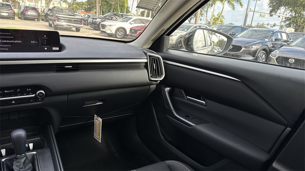 2025 Mazda CX-50 2.5 S Preferred photo 12