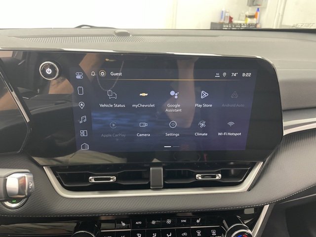 2026 Chevrolet Equinox LT photo 2