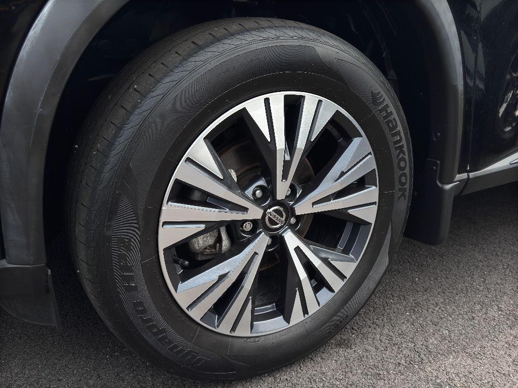 2021 Nissan Rogue SV photo 12
