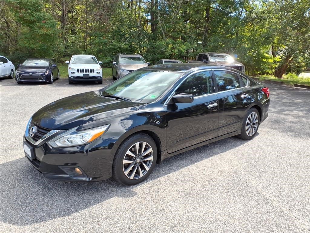 2017 Nissan Altima 2.5 SV photo 7