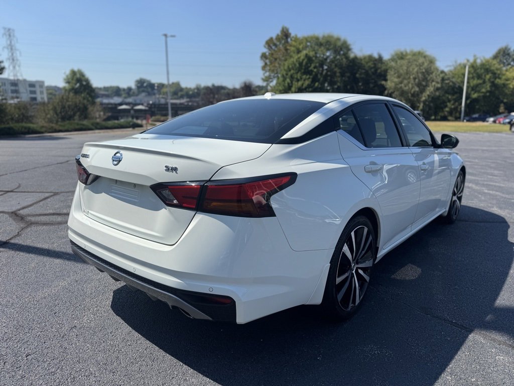 2021 Nissan Altima 2.5 SR photo 7