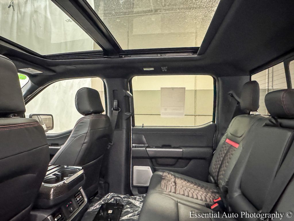 2025 FORD F-150 - Image 12