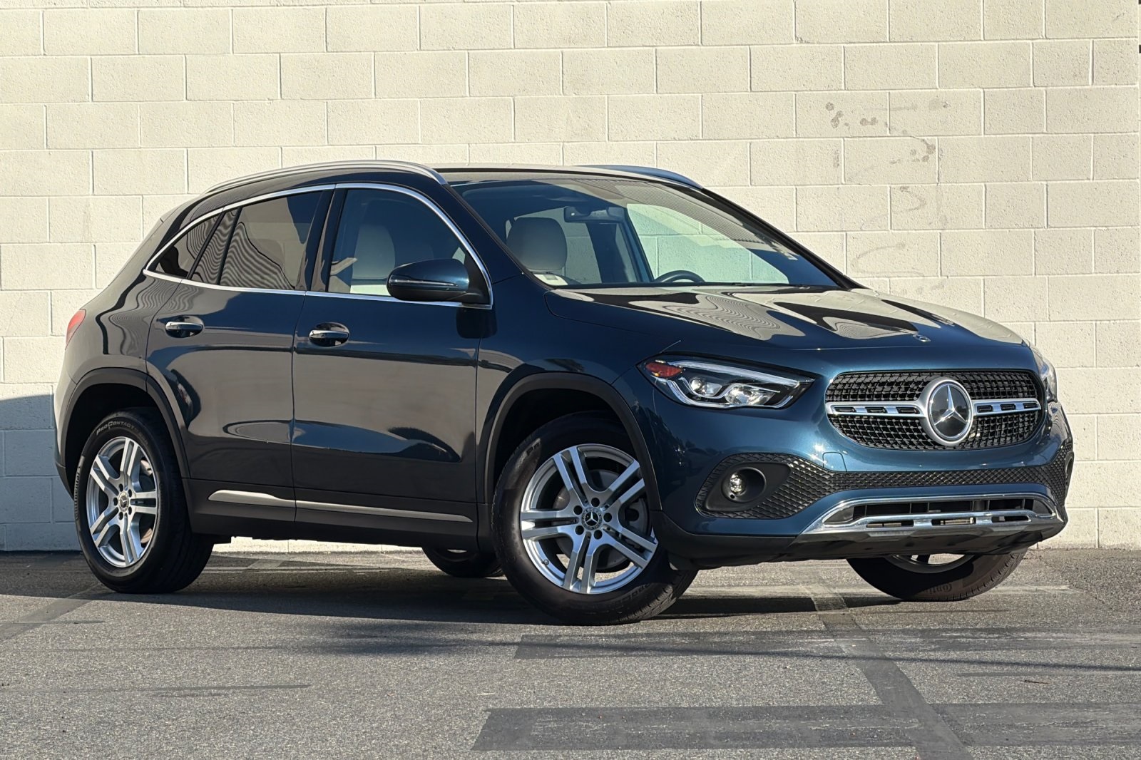 2022 Mercedes Benz GLA 250 photo 2