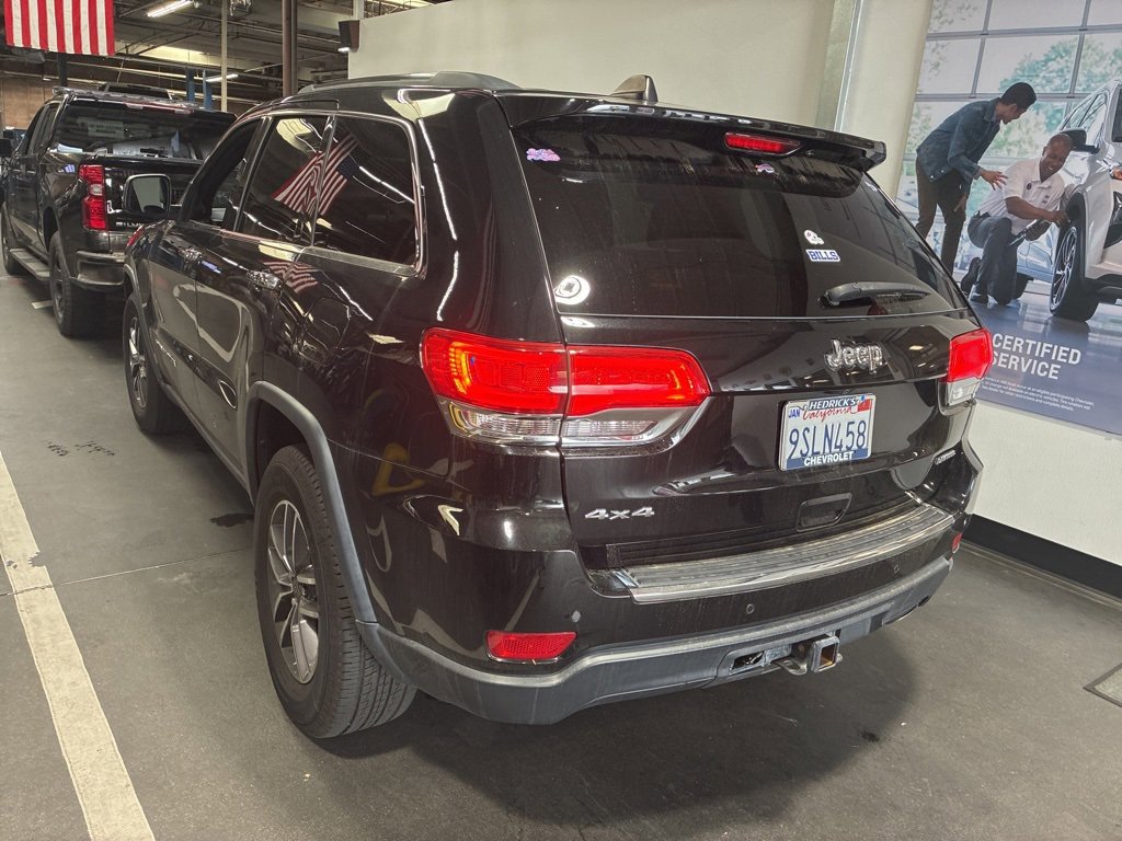 2019 Jeep Grand Cherokee Limited photo 2