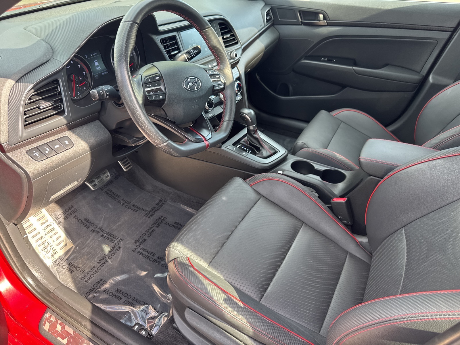 2019 Hyundai Elantra Sport photo 18