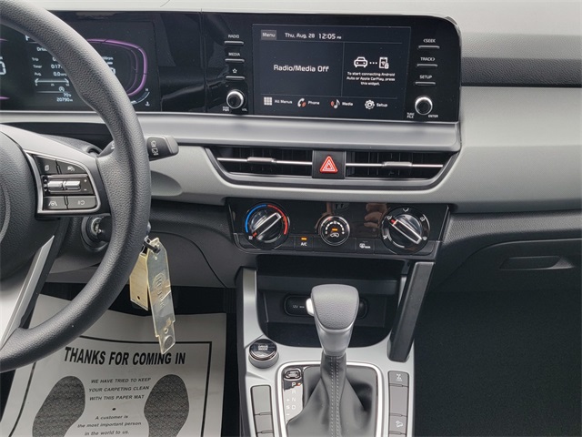2024 Kia Seltos LX photo 20