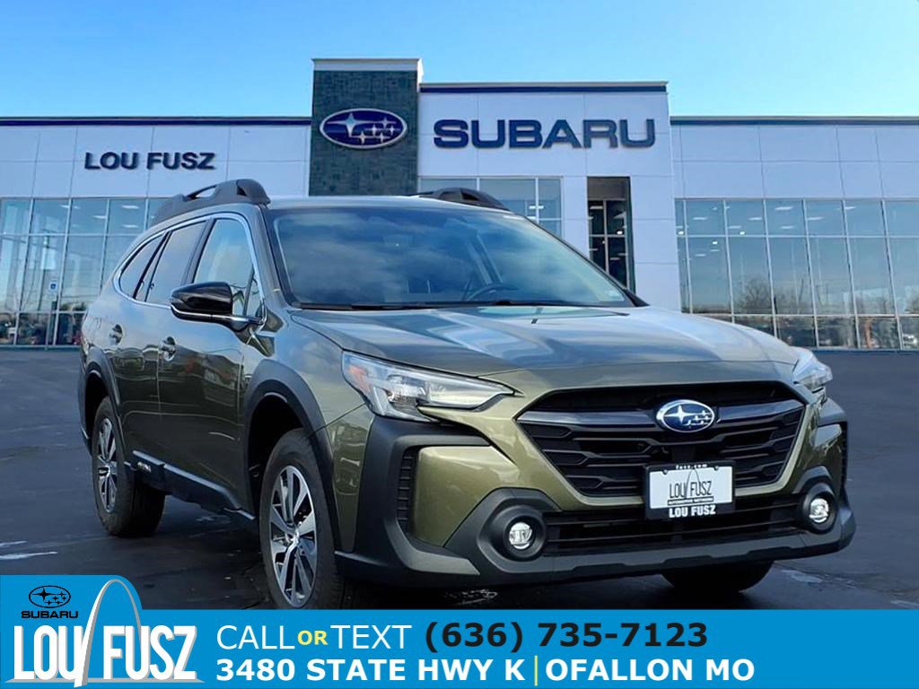 2025 Subaru Outback Premium's photo