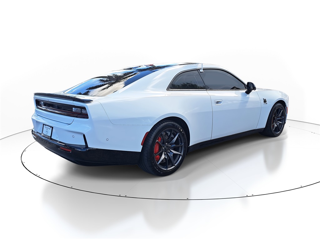 2024 Dodge Charger Daytona R/T Scat Pack photo 7
