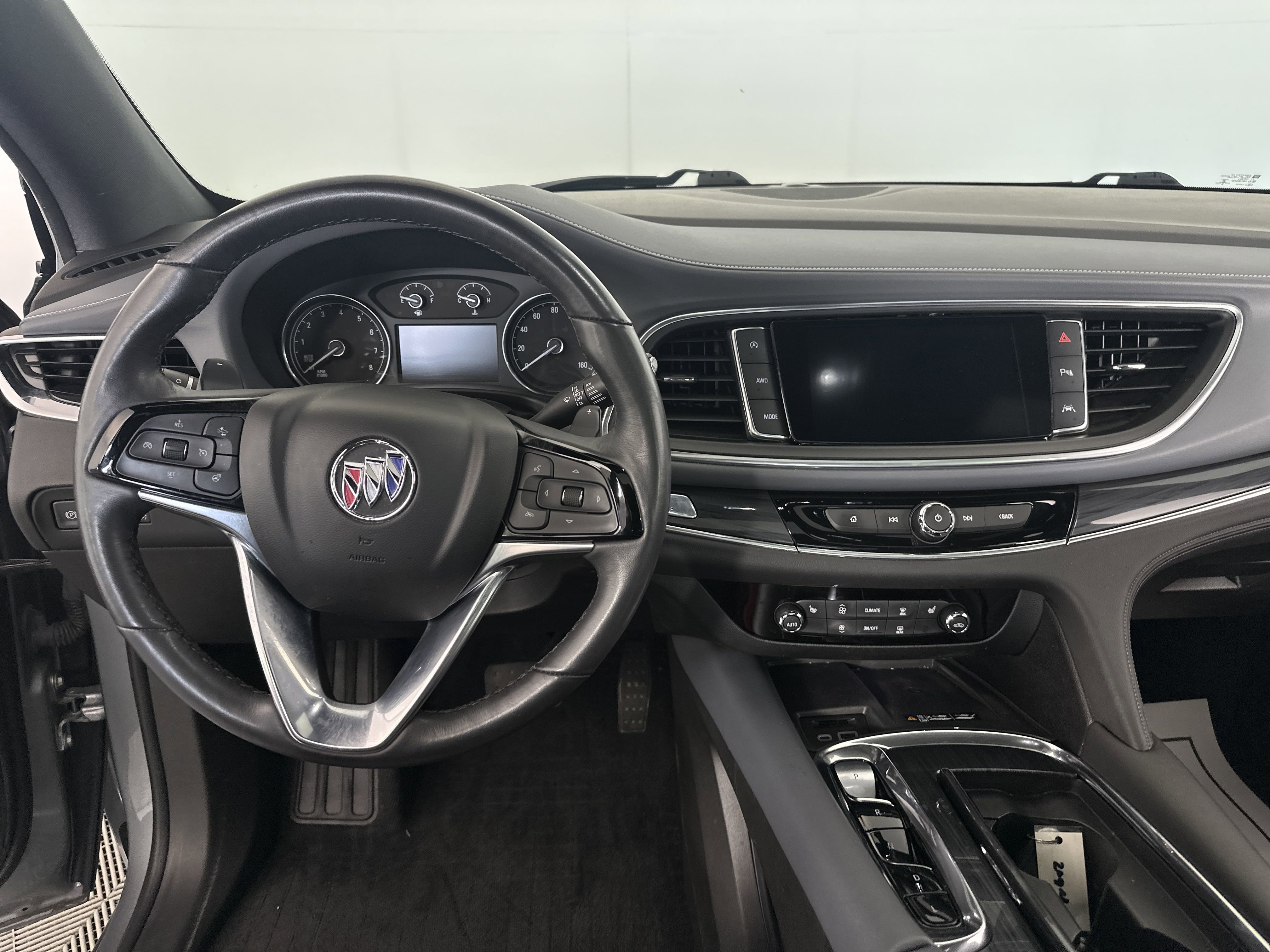 2023 Buick Enclave Essence photo 5