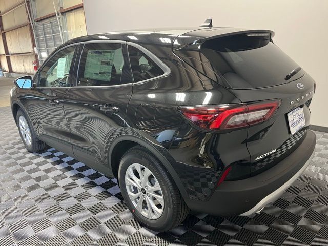 2025 Ford Escape Active photo 3