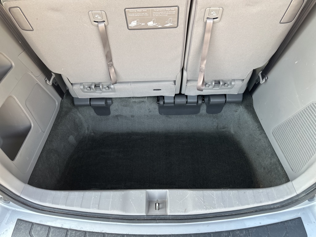 2016 Honda Odyssey EX photo 26