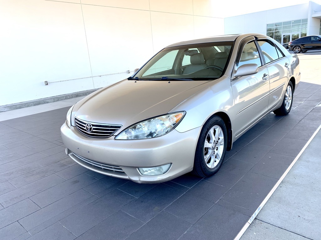 2005 Toyota Camry XLE