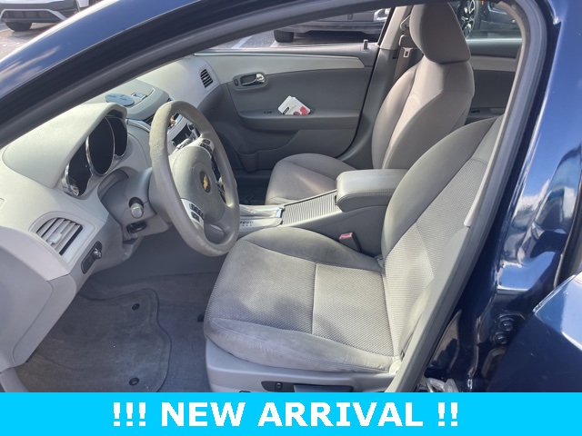 2012 Chevrolet Malibu LS photo 4