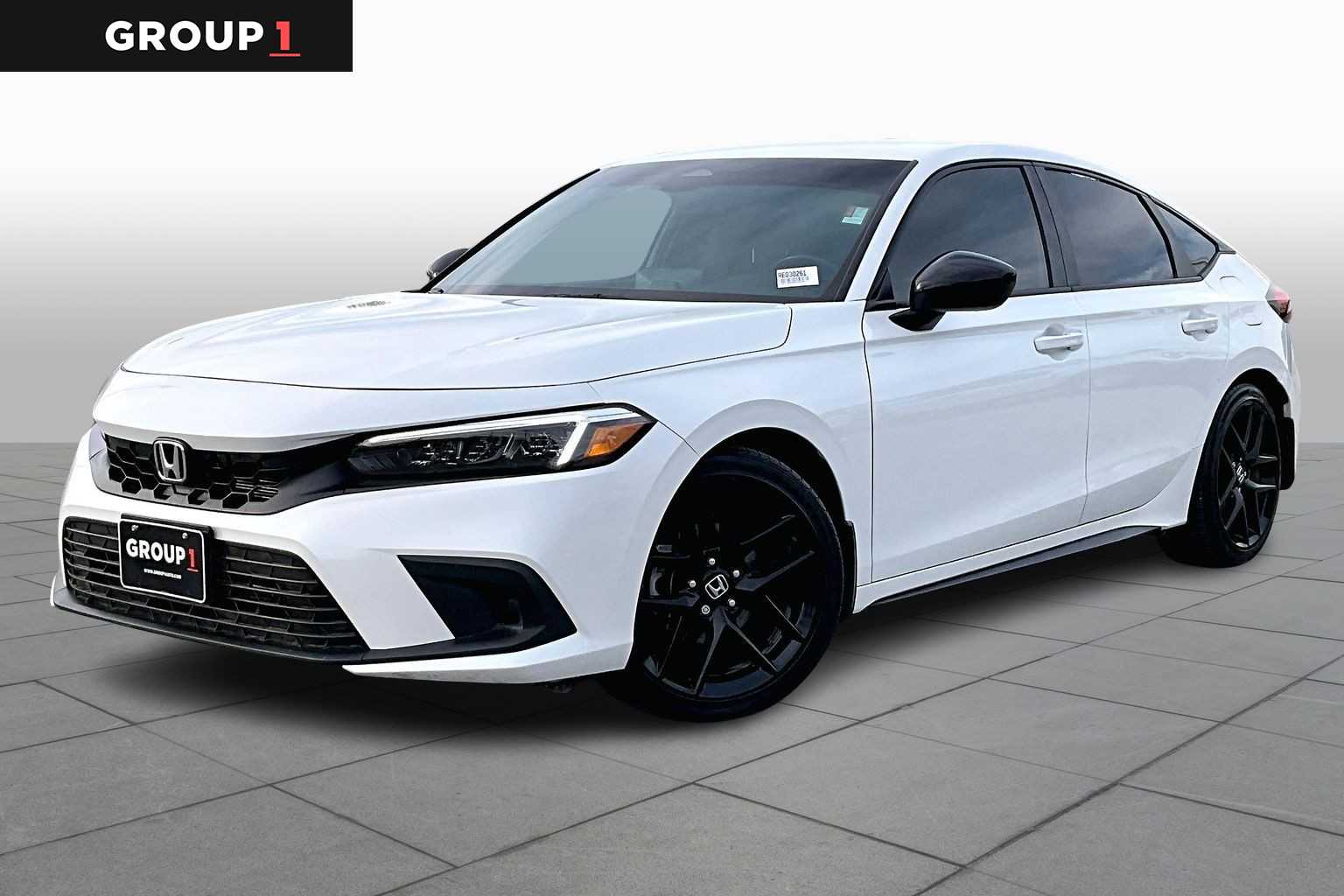 2024 Honda Civic Hatchback Sport's photo